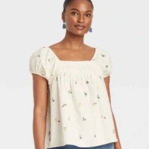 Universal Thread Cream Puff Short Sleeve